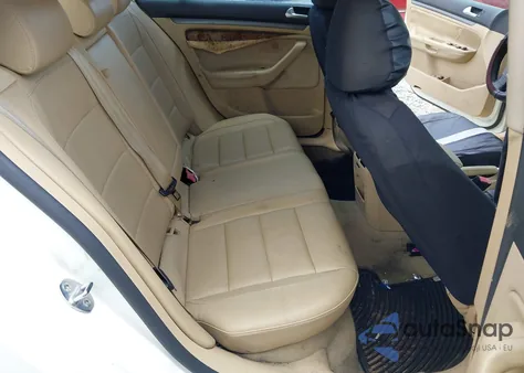 2007 Volkswagen Jetta Wolfsburg Edition из США, поврежденный, VIN 3VWEG71K67M116107